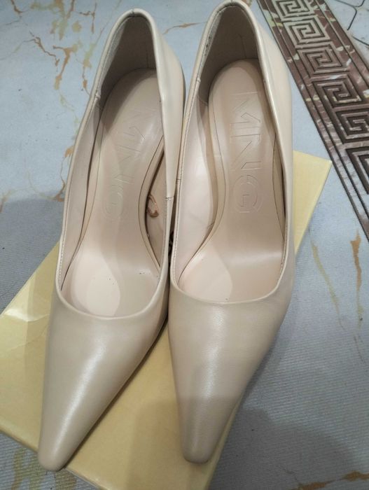 Продам туфли Манго