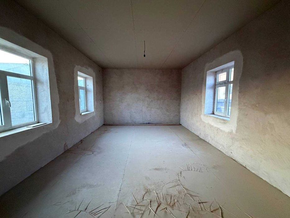 Продаётся участок 8,5 соток Ор-р Геофизика