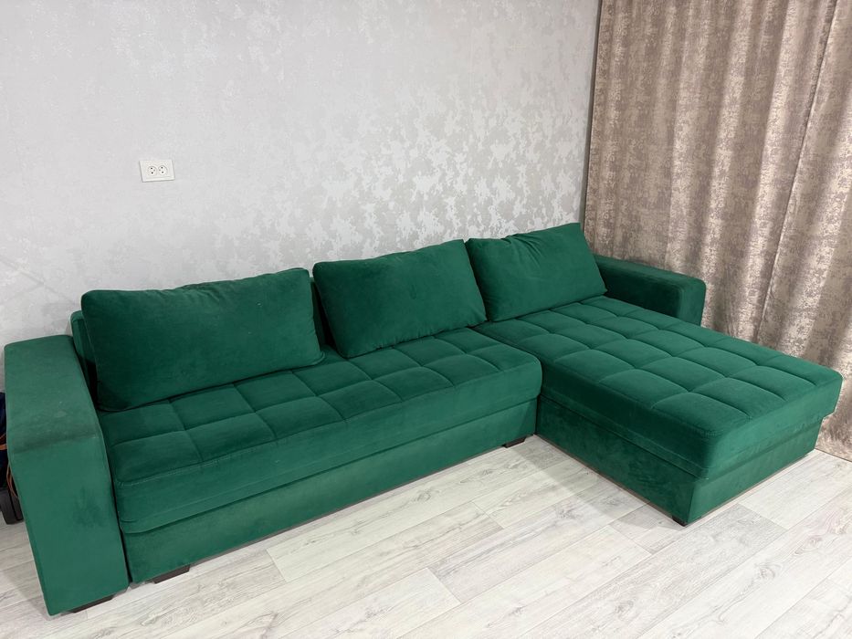 Продам диван, состояние хорошее.