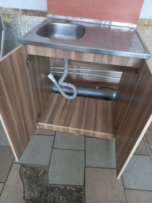 Продам мойку с тумбой