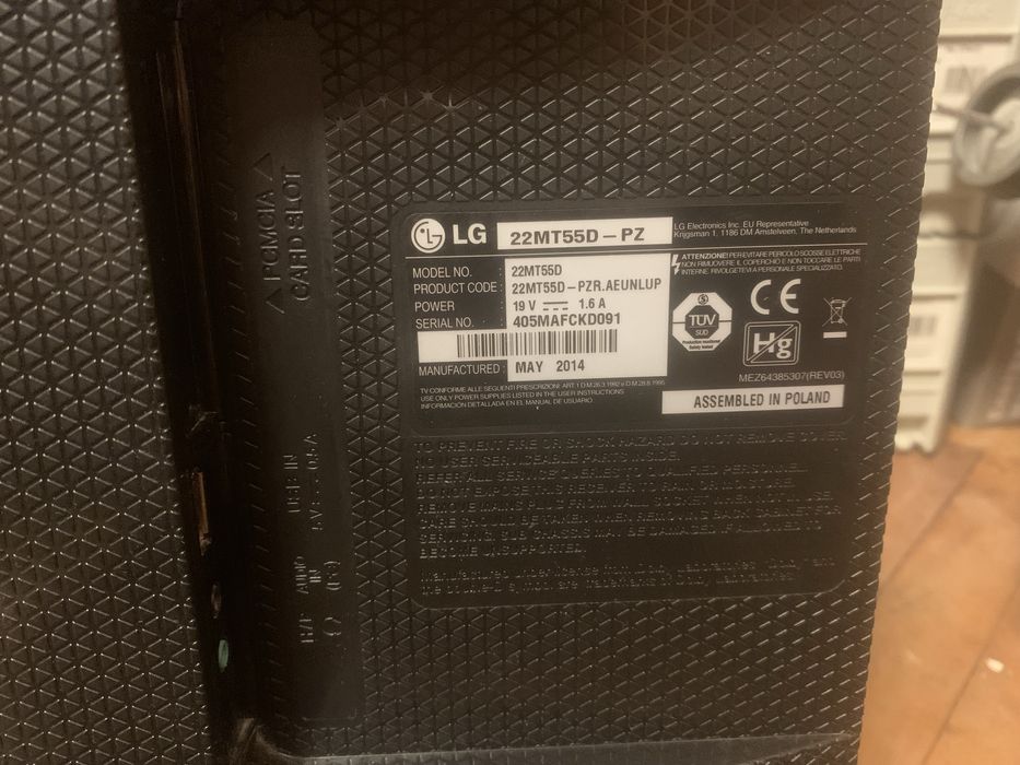 LG 22” (55 cm)- TV/Monitor Full HD