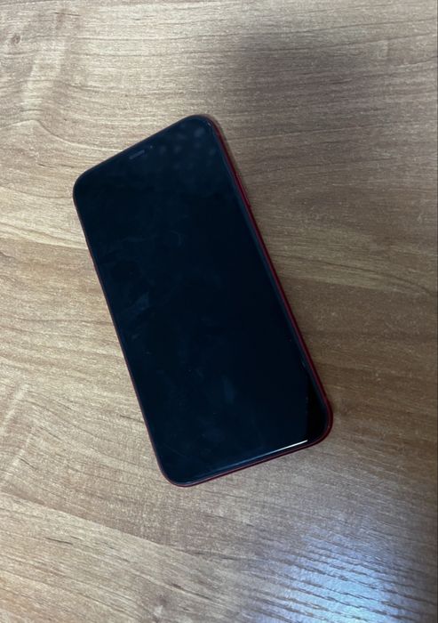 Айфон 11 64/83идеал