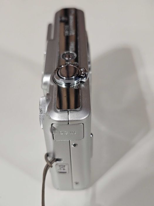 Y2K Aparat foto digital compact Sony W35 7,2 MP 3x Zoom