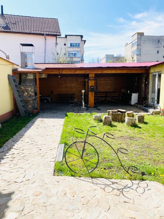 Inchiriez apartament in regim hotelier