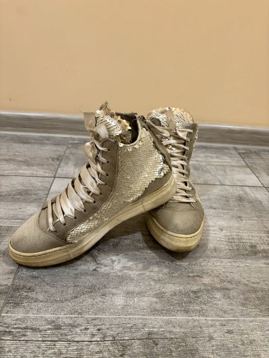 Дамски свежарски кецове