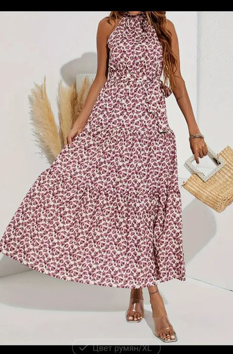 Женская одежда разная.