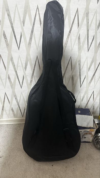 продам гитара срочно новый