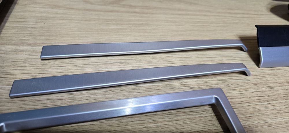 Trimuri Golf 4 R32 Brushed Aluminium