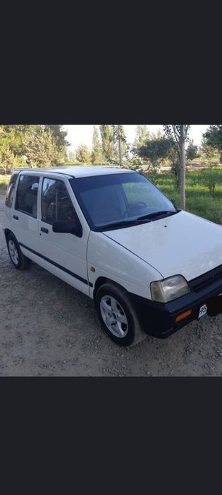 Тико сотилади. 1996 йили машин еконамични.