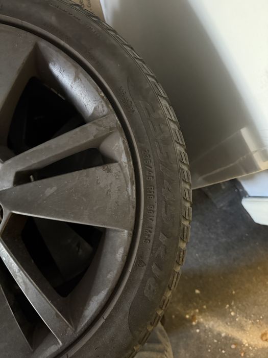 Jante Aliaj cauciucuri 235/45/18 Winter Pirelli SotoZero stare buna