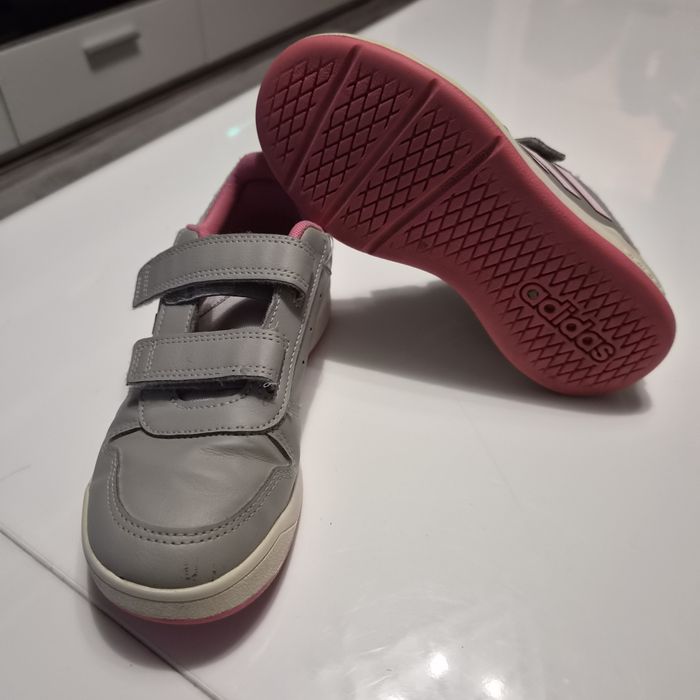 Маратонки за момиче Adidas