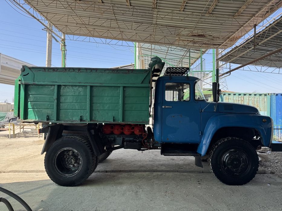 zil samosval sotiladi ideal holatda