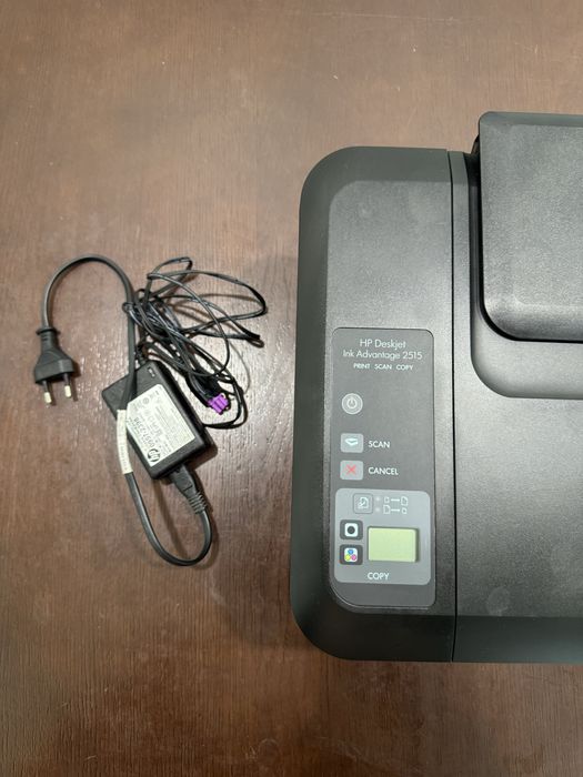 Продам принтор цветной hp 2515