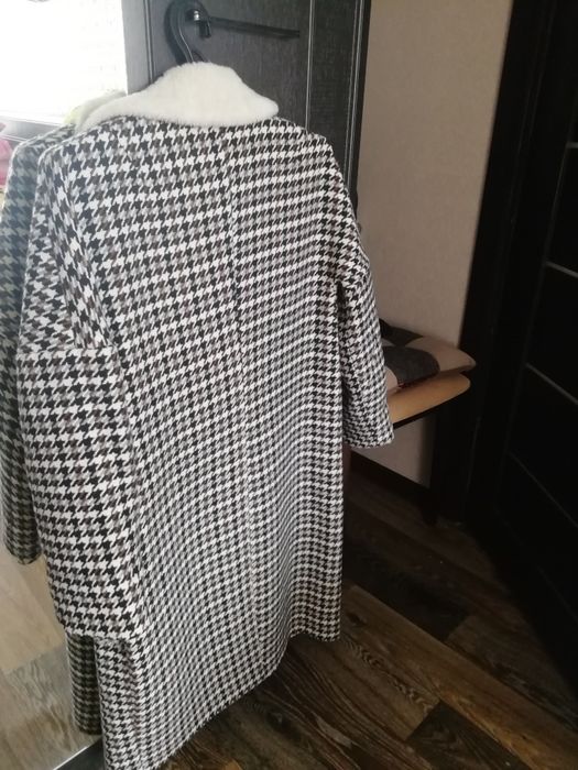 Продам новое пальто