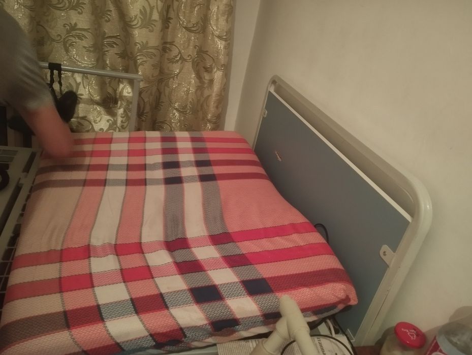 Медицинская кровать