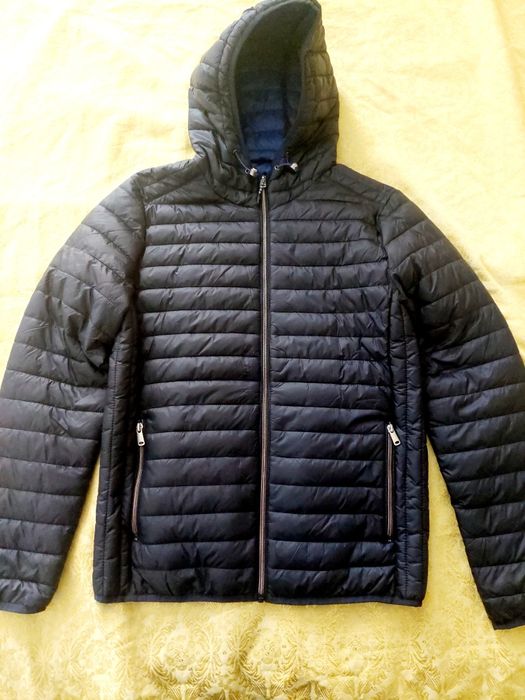 Женские куртки продам