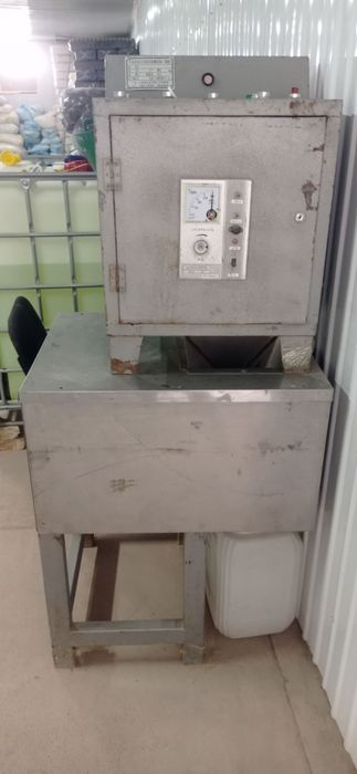 Шкалад паста таёрлаш вакуйиш хамда кадоклаш оборудование лари сотилади