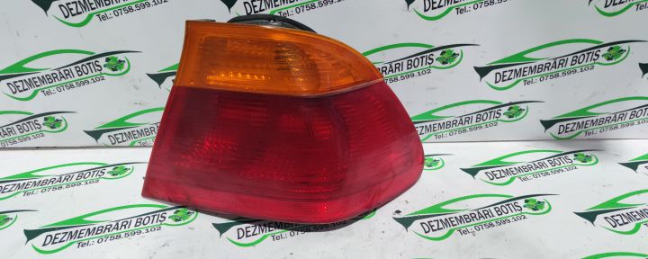 Lampa stop dreapta pe aripa BMW Seria 3 E46