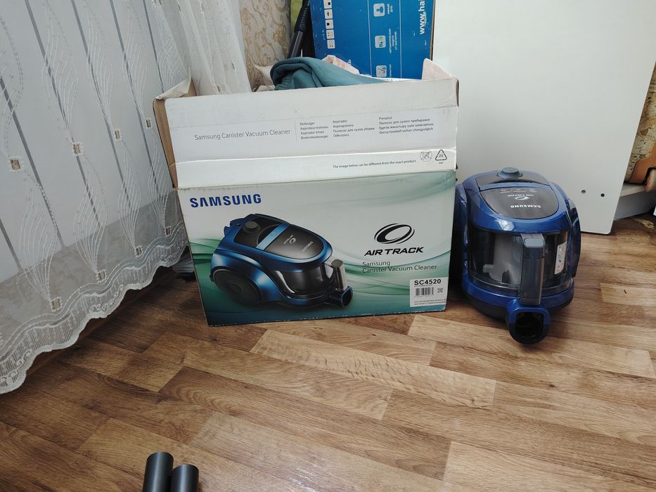 Пылесос Samsung SC4520 blue