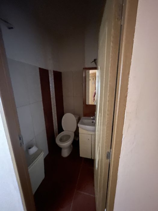 Vand apartament 3 camere