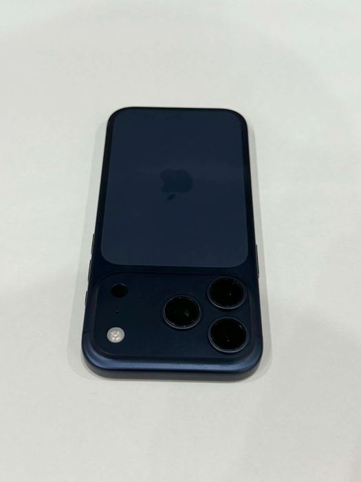 iPhone 17 Pro Titanium Blue 256GB