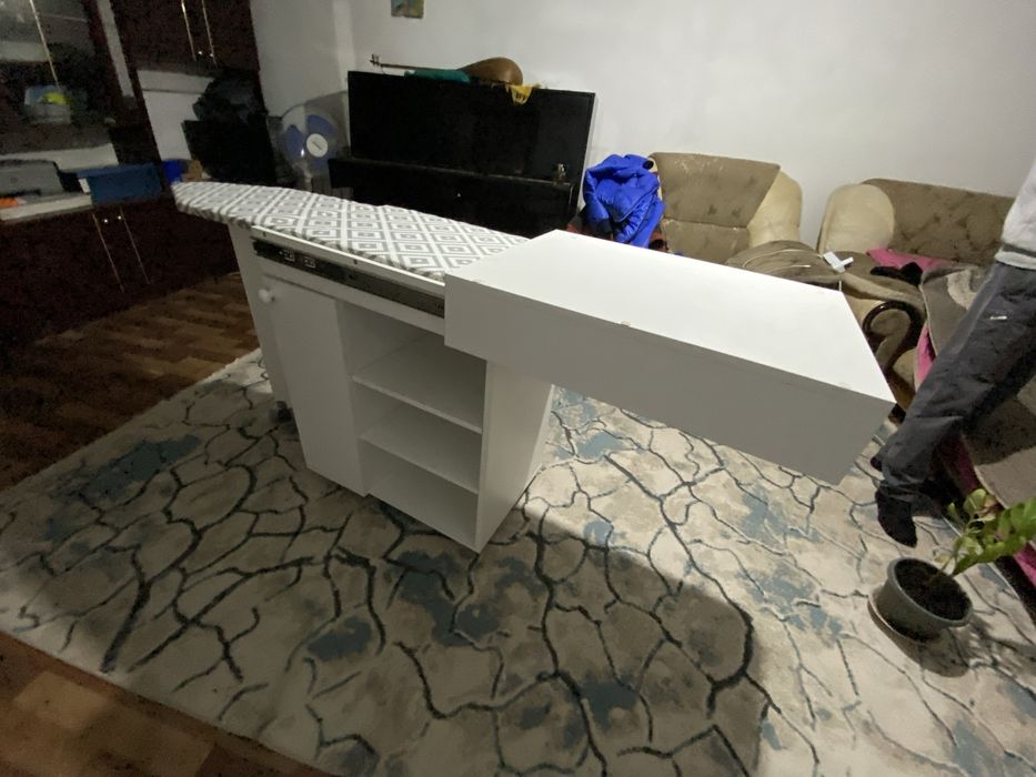 Стол для швей 3 в одном.