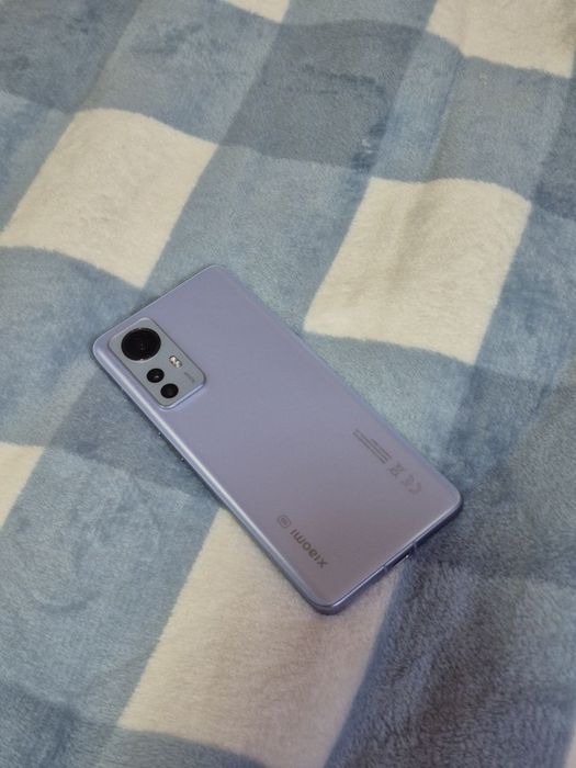 Продам Xiaomi 12
