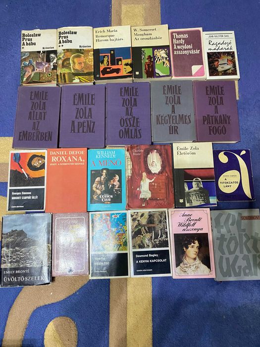 De vânzare cărți în limba maghiară. Magyar nyelvű könyvek eladók.