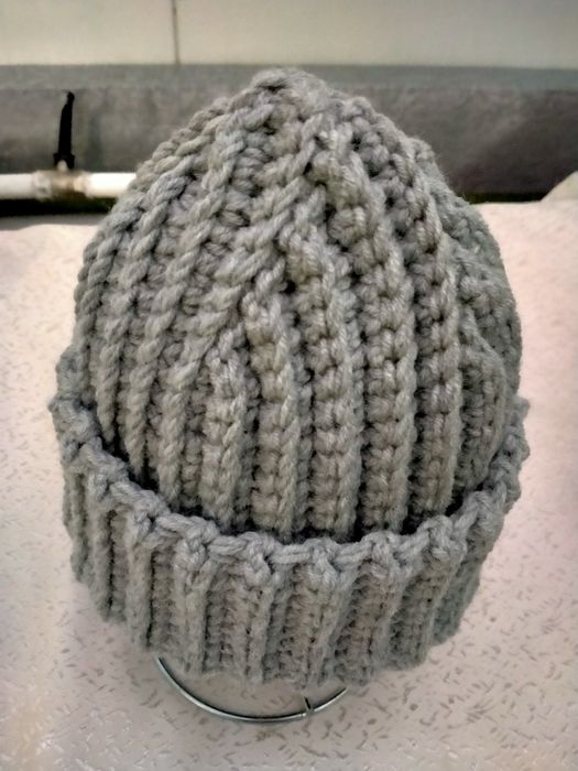 Продаю шапки ручной работы