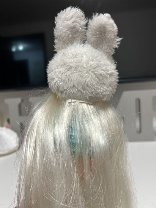 Papusa Nanna Na, cu gentuta iepuras