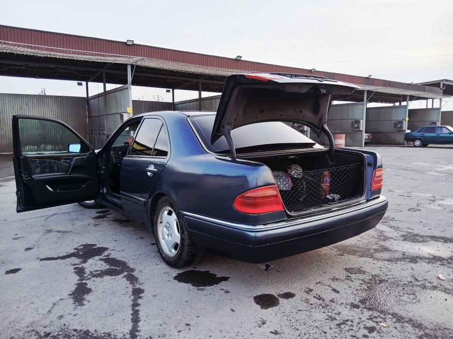 Мерседес_Веnz Е230