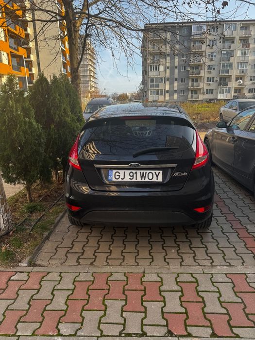 FORD Fiesta 2010 — imagine 2