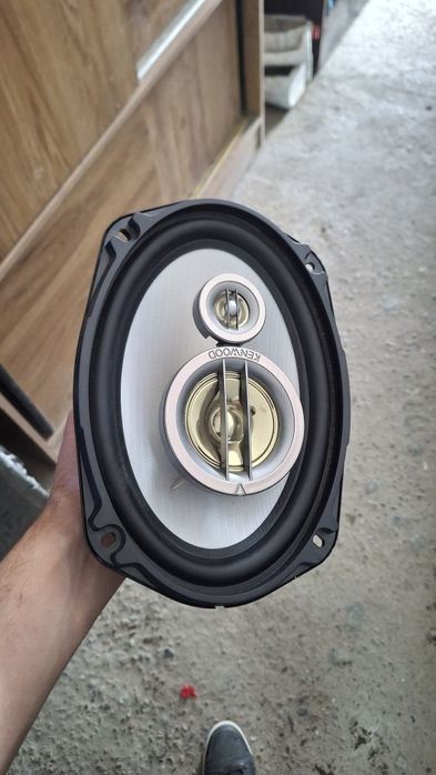 Kenwood kalonka sotiladi.