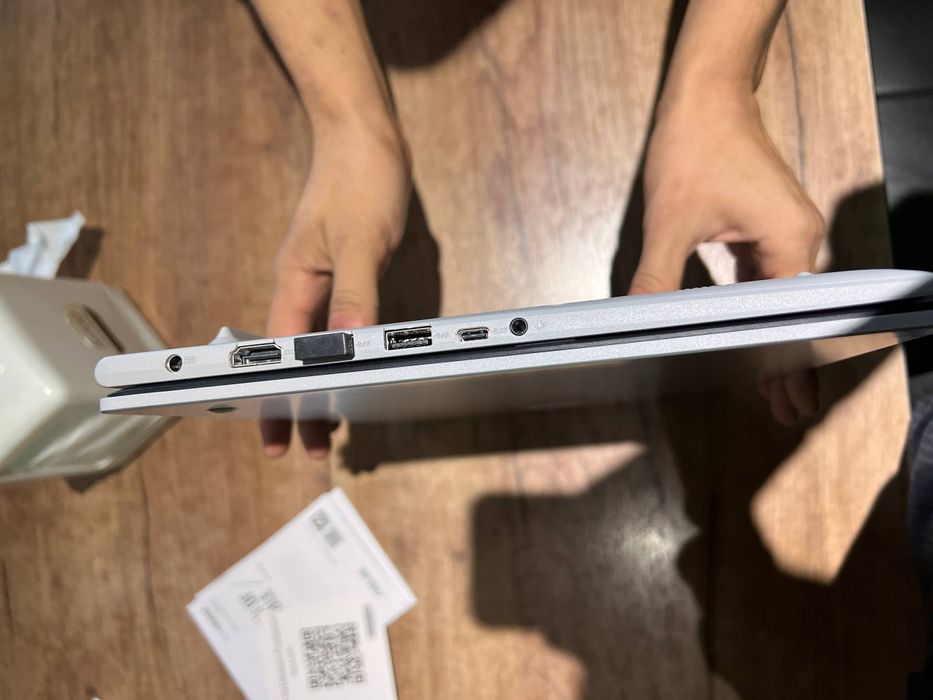 Noutbuk ASUS  vivobook