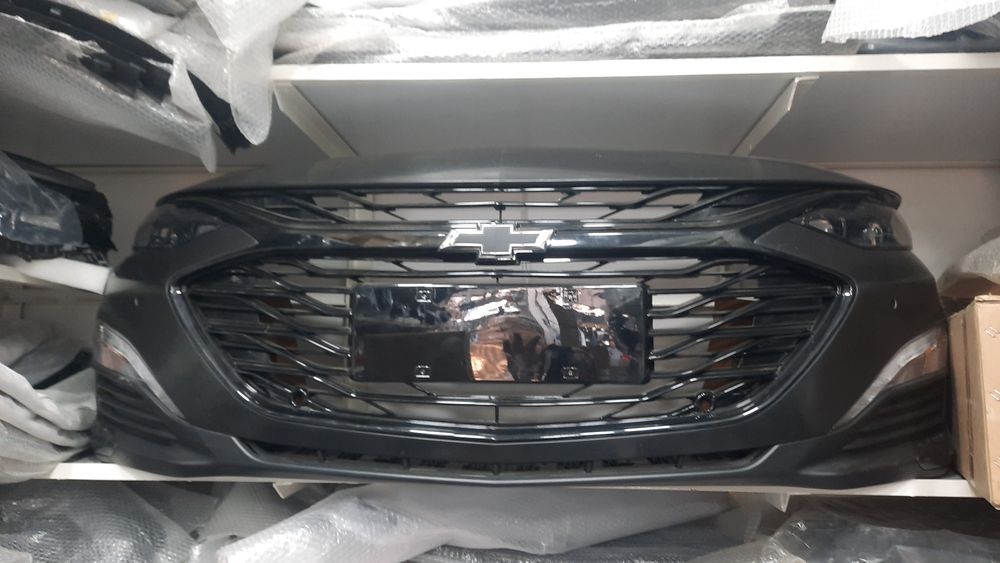 Ekonix 2 yengcha morda 700$ sbor oq va qora rang  Бамфер морда