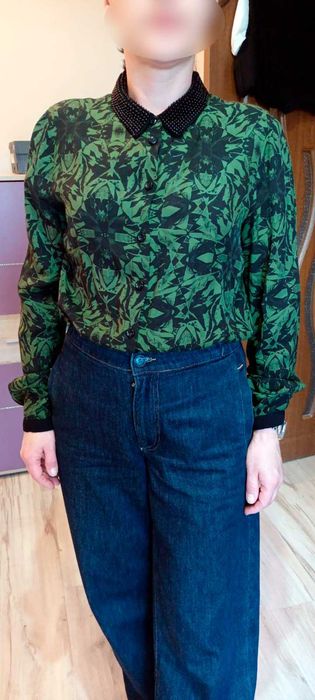 Риза S.Датска фирма.Ризата е в отлично състояние,като нова.