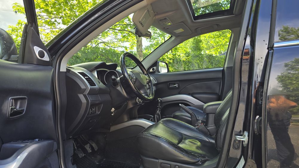 Peugeot 4007 / 4x4 decuplabil / 7 locuri