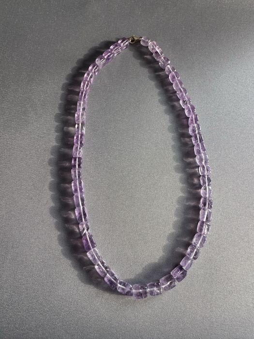 Colier ametiste inchizatoare aur