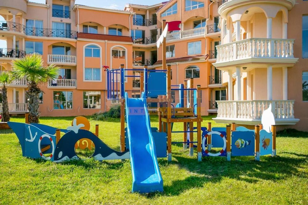 Продава се Двустаен апартамент в Созопол - 73 кв.м за 1316 €/кв.м - Снимка #11