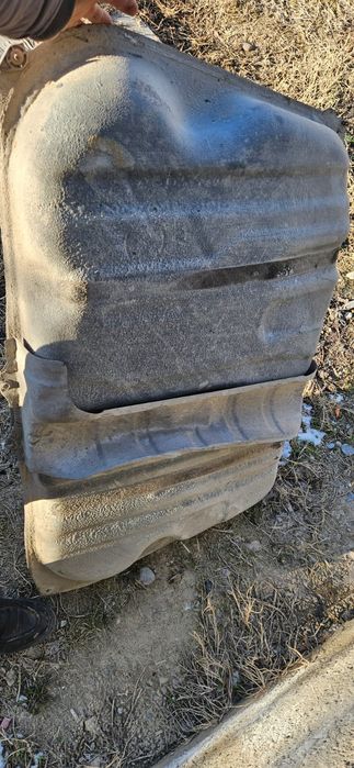 Тойота 30/35 бензин бак