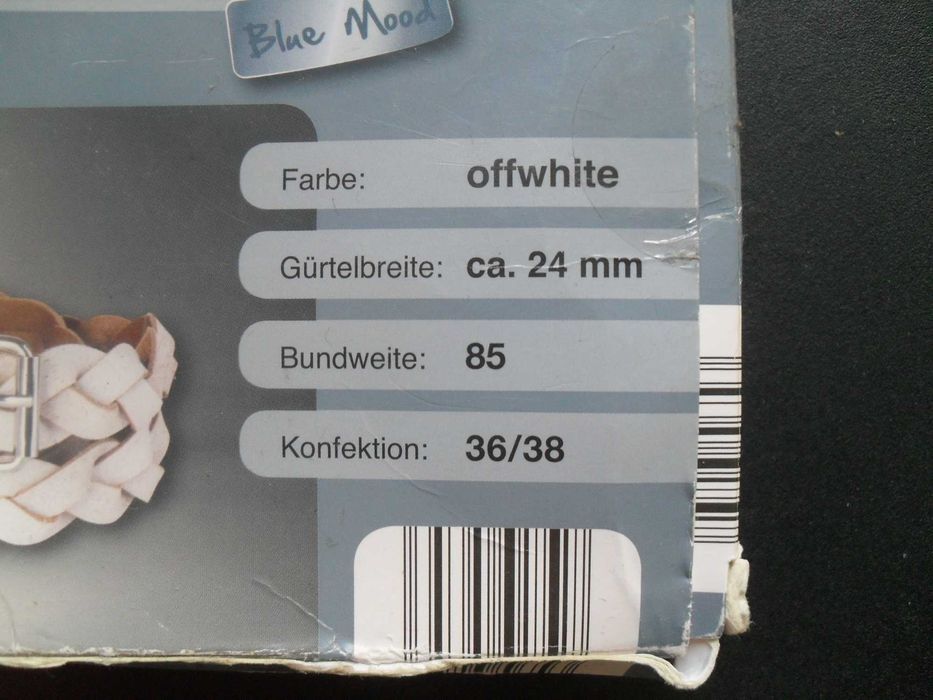 Дамски кожени колани - бял и черен - НОВ