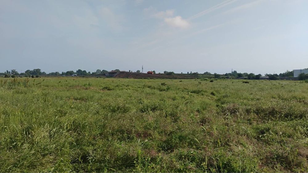 Парцел 400 кв.м - София, кв. Враждебна, м. „Под село“