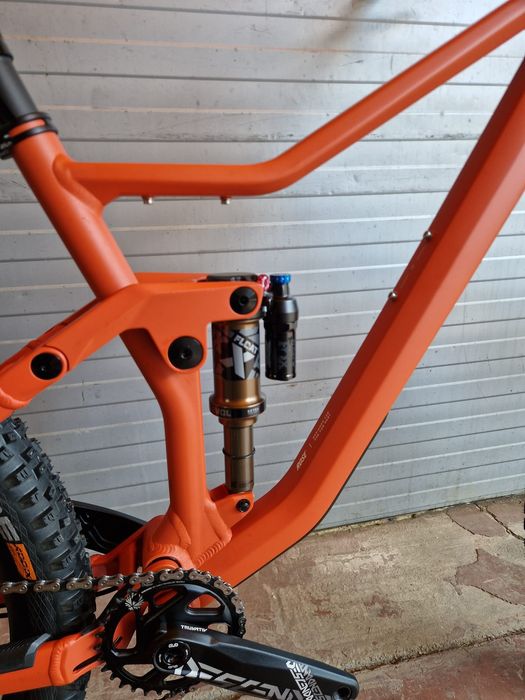 Rose Full suspension Fox Kashima