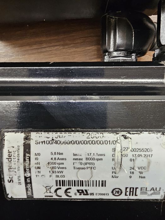 De vânzare 2 servomotoare , Schneider  Elau  /  Kronos