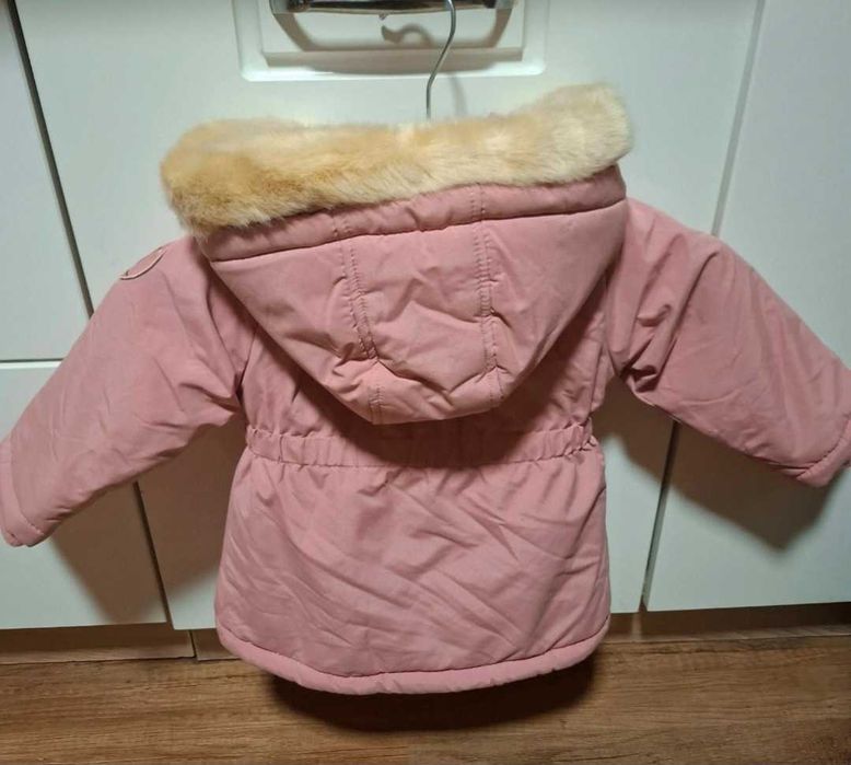 Jacheta fetiță mărime 74 nefolosit nou cu eticheta