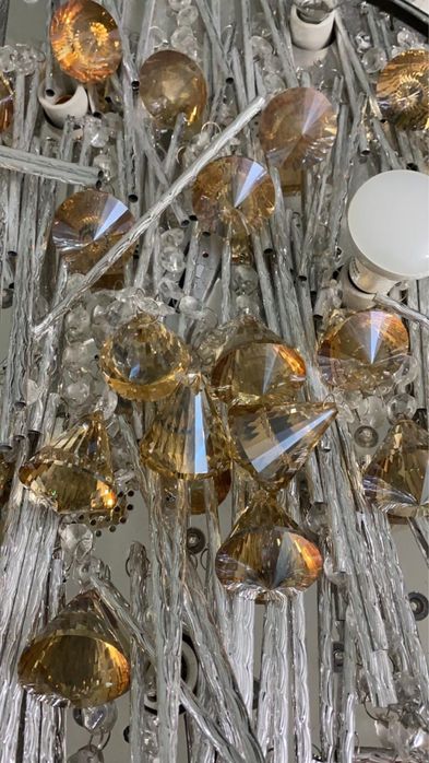 Продам люстру состояние отличное