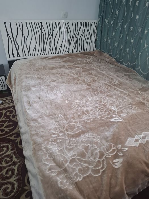 Кровать двуспальная