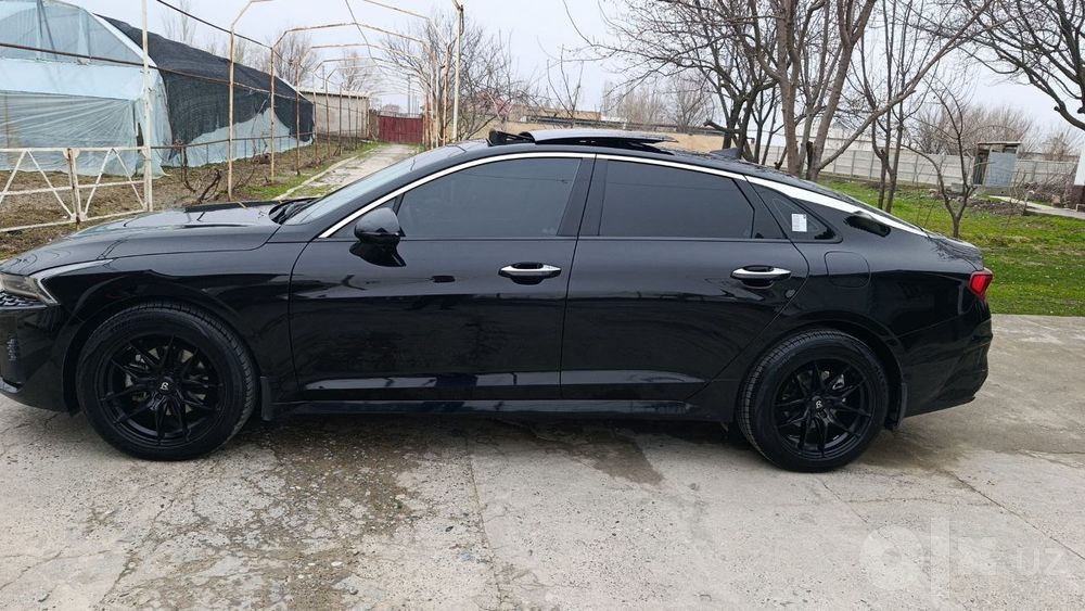 KIA K5 2022 yil.