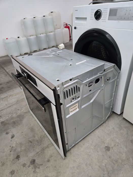 Masină de Spalat Vase Whirlpool - Stare Nouă