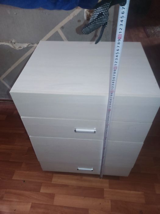 туалетный столик (трюмо)